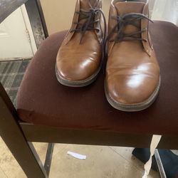 Mens Shoe 9 1/2