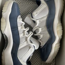 Jordan 11 Lows Diffused Blue 