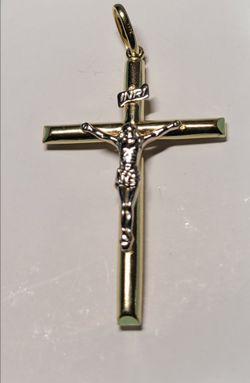 14 k GOLD  CROSS  PENDANT