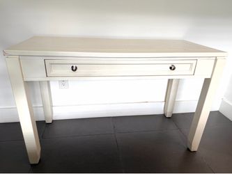 Creamy Wood desk