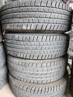 245/75/17 Michelin Defender LTX