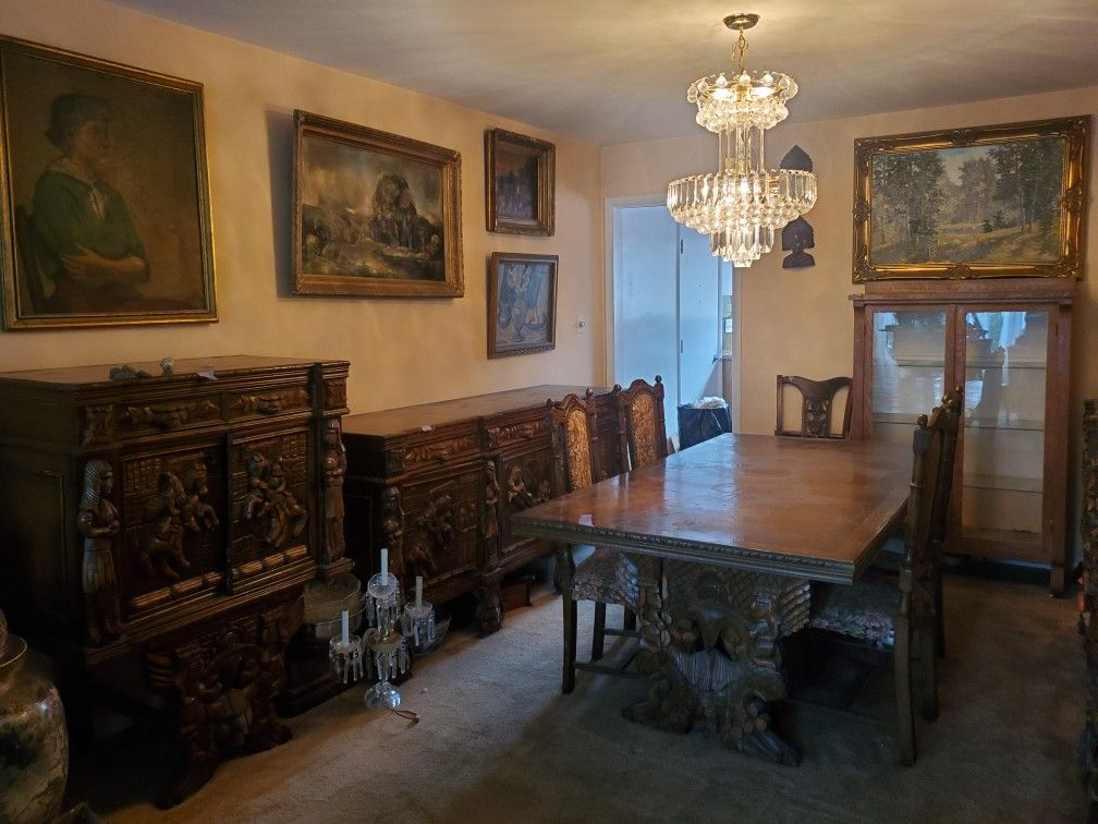 Gothic Renaissance Dining Set