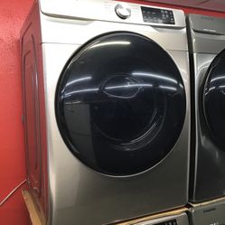 New Scratch And Dent Samsung Front Load Washer And Dryer Set. 1 year Warranty 