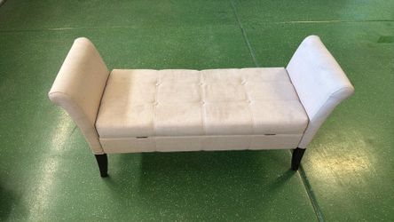 Indoor storage bench