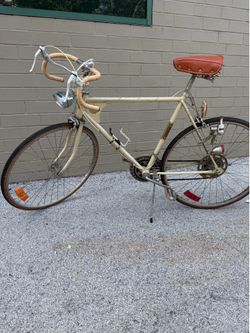 Vintage 1976 Montgomery ward official Olympics bike