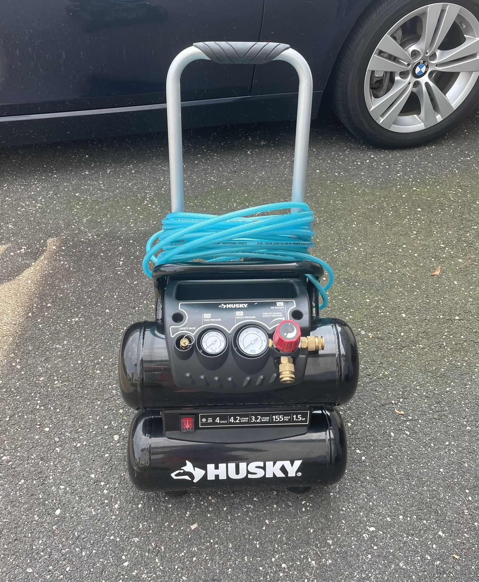 Husky Portable Stack Tank Compressor (4 Gallons)