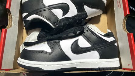 Newww Nike panda
