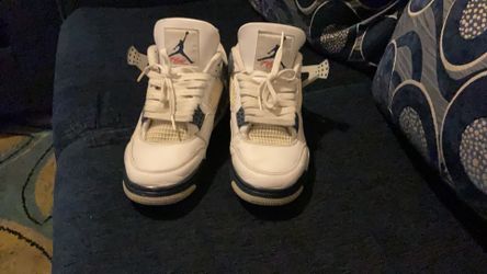 Jordan 4 Retro Size 9