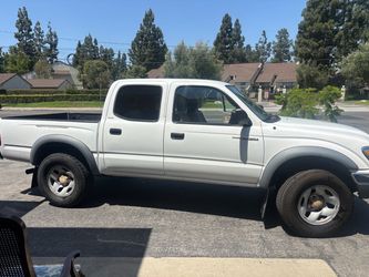 2002 Toyota Tacoma 4D 4 cylinders