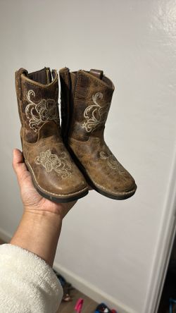 Shyanne Girls Boots Sz 7