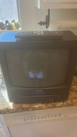Toshiba MV13M3 13" CRT TV VCR Combo Retro Gaming TV VHS Player