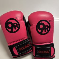14oz Boxing Gloves  $20