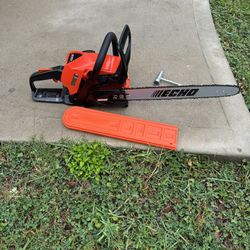 ECHO CS-3510 Chainsaw 16” Used Once Working Good Usado Una Vez Trabajado Muy Bien $180 Firm Price 