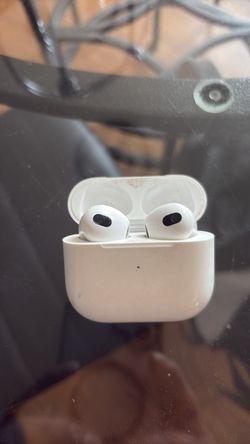 AirPods