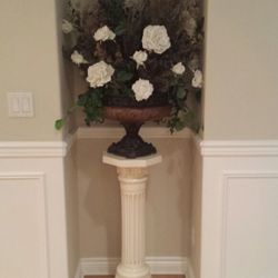 Vase with silk flowers( Pedestal Not Included)