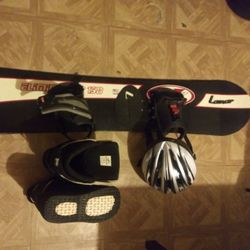 Lamar 158 snowboard & Zuma boots with helmet