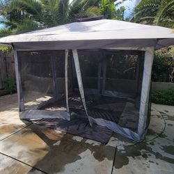 13×13 Outdoor Gazebo W/ Weights and Rug