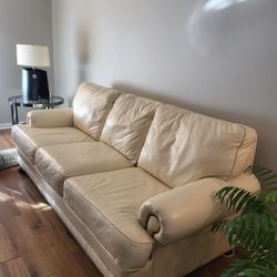 Great Pallister Sofa