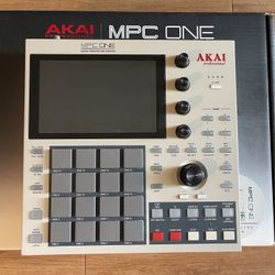 Akai Mpc One Retro Edition 