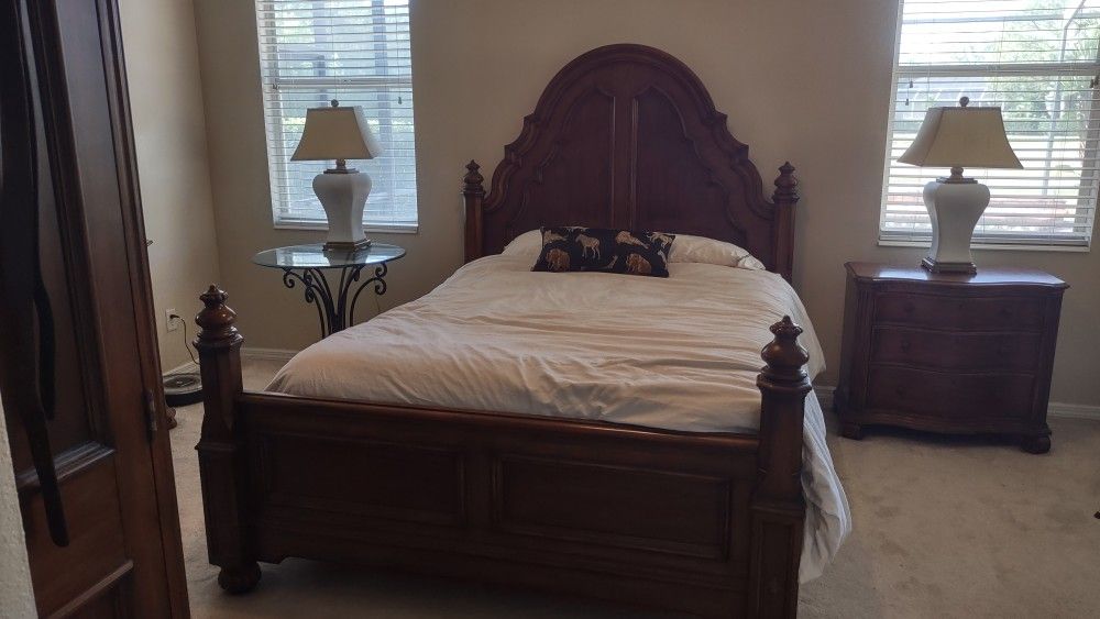 4 Piece Bedroom Set