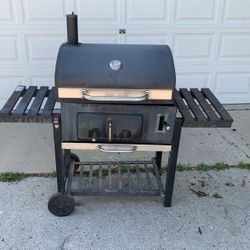 Charcoal grill