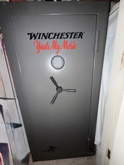 Winchester L Winchester TS26-45 26-Gun Fire Safe – Electronic Lock
