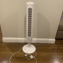 Like New Tower Fan Honeywell White Perfect Condition 