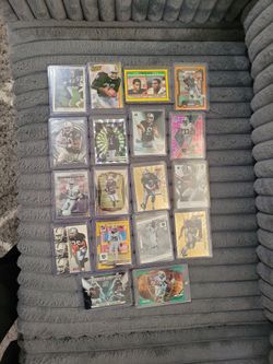 Looking for those Raiders fans /football card  lot /taking Offers