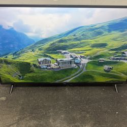 TCL Smart Tv (55”)