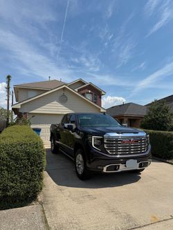 2022 gmc sierra Denali