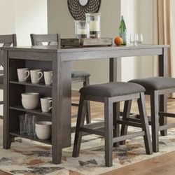 4 Stool Pub Table  W/ Shelves   PICK UP ONLY!!!!!