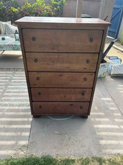 Dresser