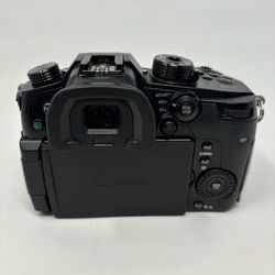 Panasonic GH5 camera Package