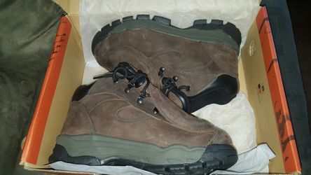 NEW BROWN METGUARD 5584 WORX BOOTS BY RED WING SHOES SZ.9 for Sale