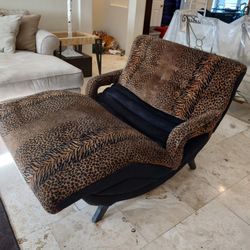 Vintage 1960s contour chair lounge Loveseat ELECTRIC  Animal Print 