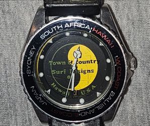 Vintage Town & Country Surf Designs Diving Watch