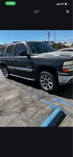 2003 Chevy Tahoe 3 rows