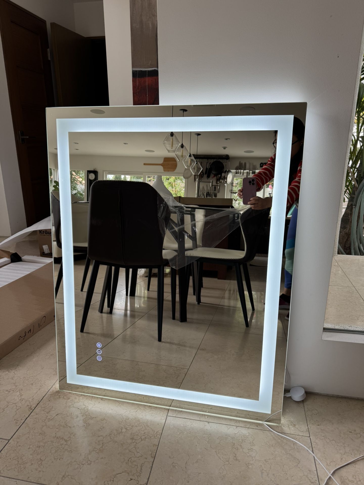 Led Mirror 30”W X40” H For Sale