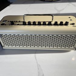 Yamaha THR30II-WL 30-Watt 2x3.5" Wireless Stereo Digital Modeling Guitar Combo