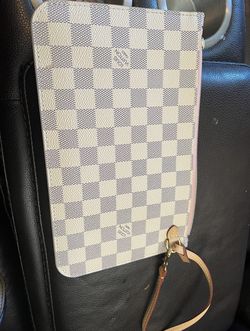 Authentic Louis Vuitton Monogram Juliet MM Bag for Sale in Houston, TX -  OfferUp