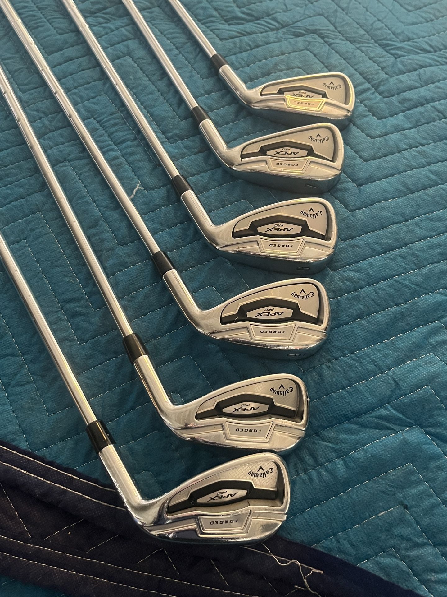 Callaway Apex Pro 6-pw + Aw