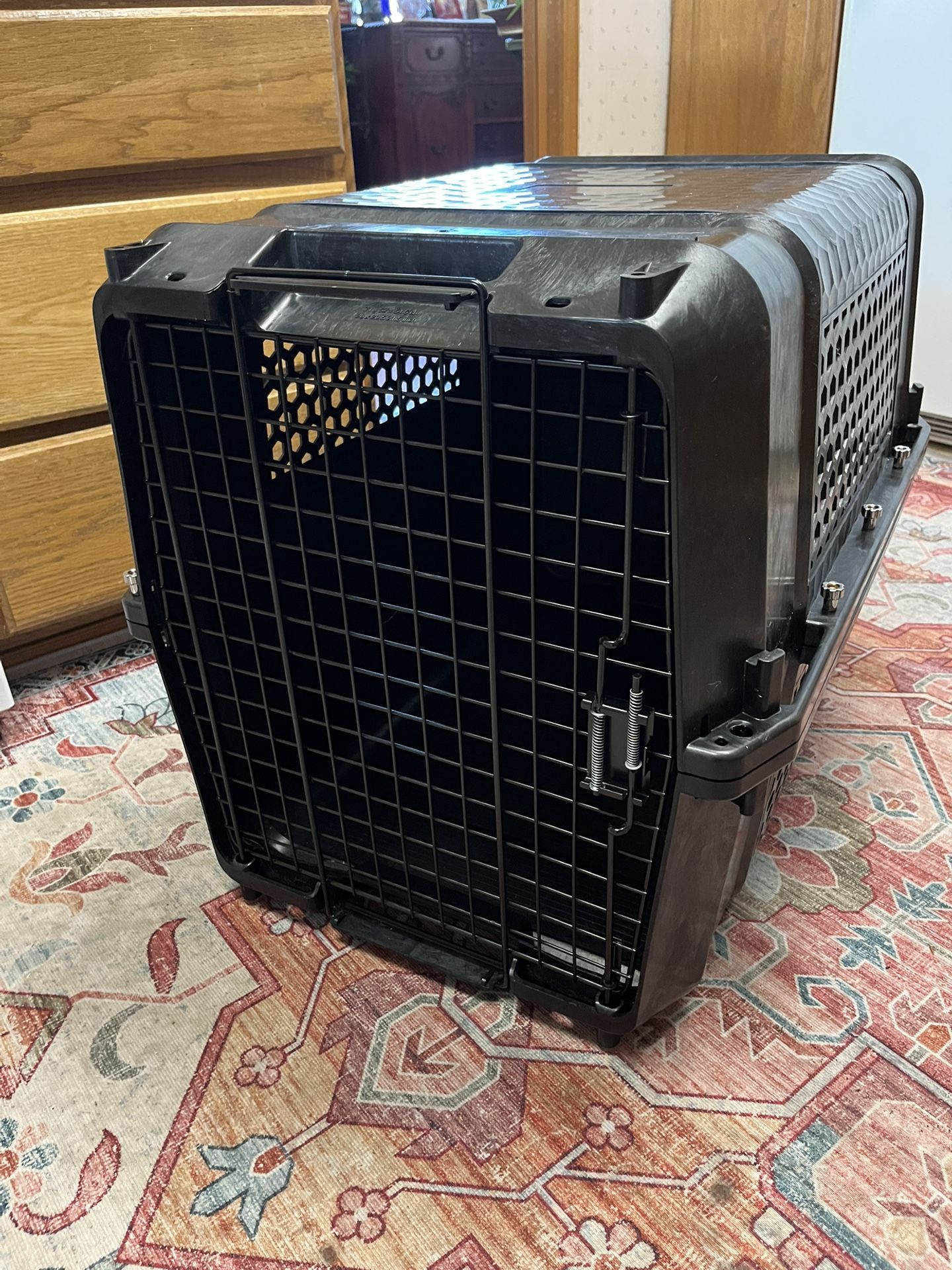 Moderna Gateway Large Dog Carrier