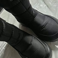 Snow Boots Toddlee Size 9