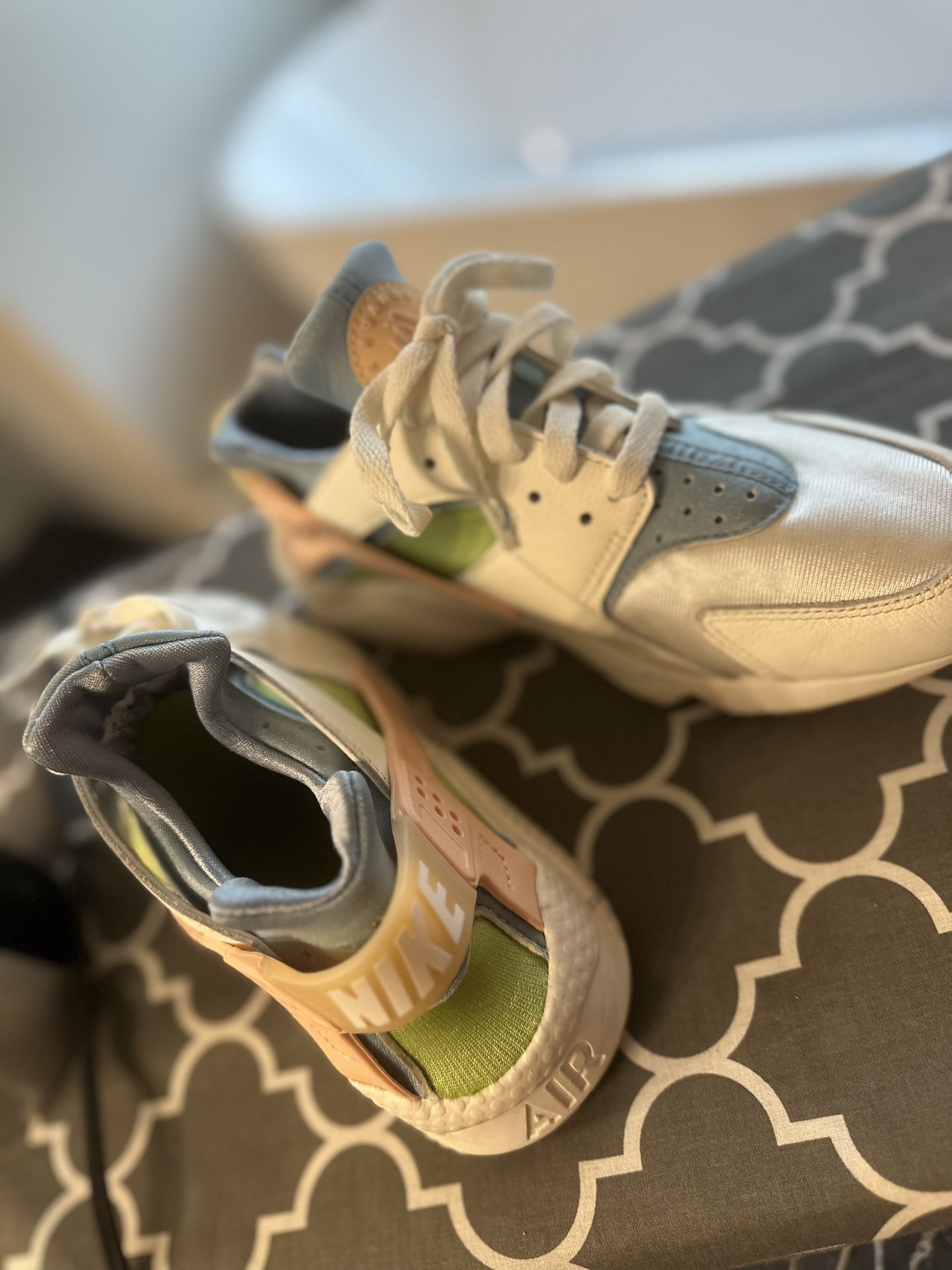 Nike