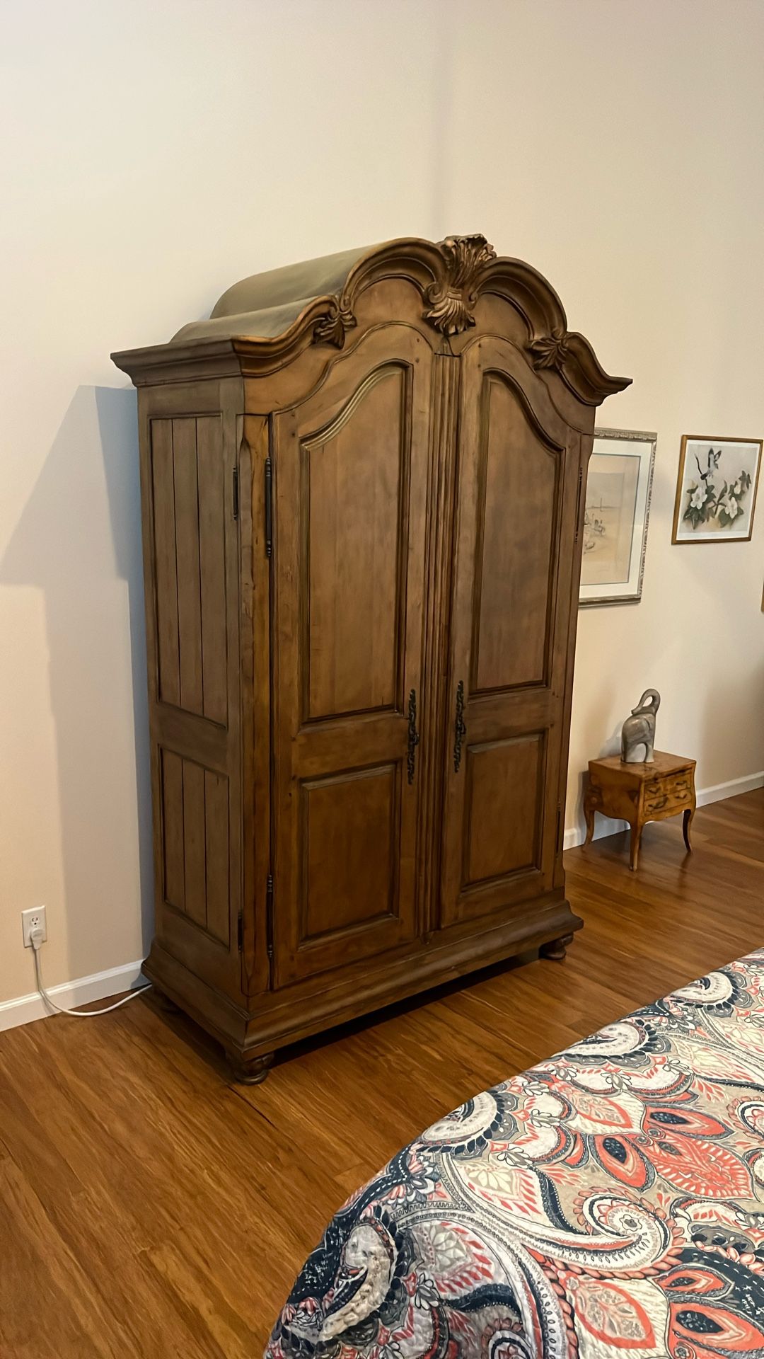 Armoire