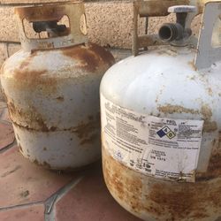 2 FULL Propane Tanks - $30 Each When You Buy Both For 60 Or One For 35 Firm - Must Come To Huntington Beach
