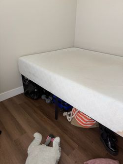 Queen mattress 12”