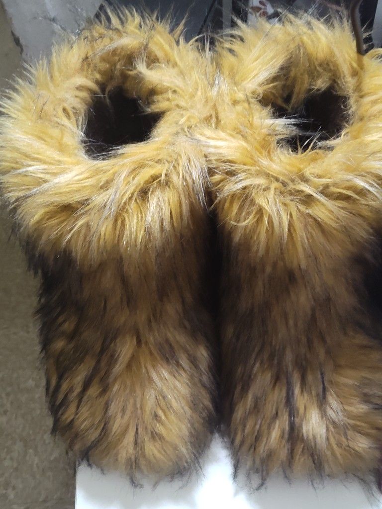 Brown Fur Boots Size 10
