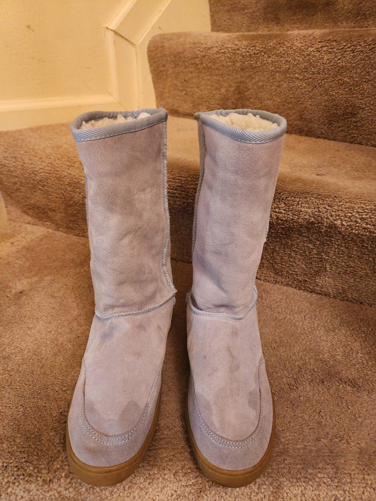 Size 9 Fur Boots 