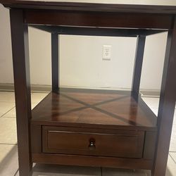 Cherry Wood Coffee/end Table With Glass Top